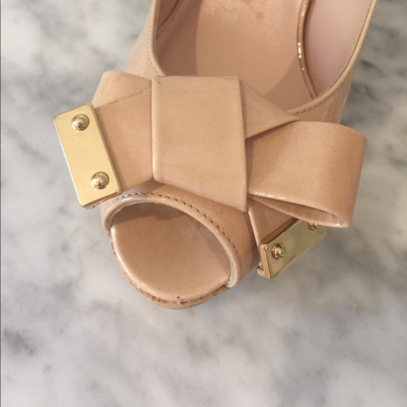 COPY - Stuart Weitzman Patent Leather Wedges - Picture 3 of 7